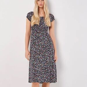 Aprico Black Floral Midi Dress M NWT